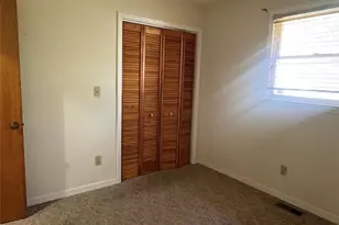 132 Haynes St, Hendersonville, NC 28791 - Photo 17