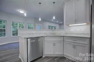 520 Grantham Ln, Charlotte, NC 28262 - Photo 17