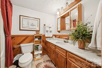 9121 Nc 181 Highway, Newland, NC 28657 - Photo 25