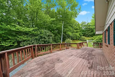 9121 Nc 181 Highway, Newland, NC 28657 - Photo 31