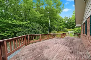9121 Nc 181 Hwy, Newland, NC 28657 - Photo 31