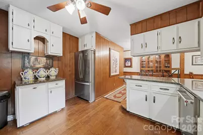 9121 Nc 181 Highway, Newland, NC 28657 - Photo 13