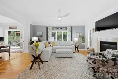 5780 Crown Terrace, Hickory, NC 28601 - Photo 9