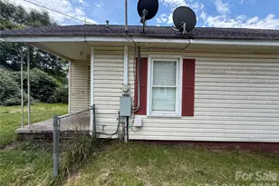 2528 Gardner St, Gastonia, NC 28056 - Photo 13