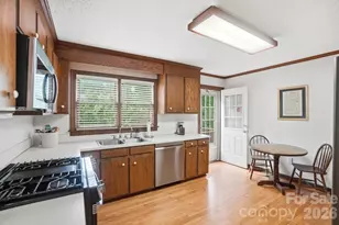 804 McGregor Dr NE, Concord, NC 28025 - Photo 7