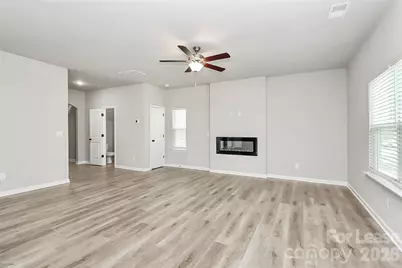 8208 Stonemere Lane, Charlotte, NC 28215 - Photo 5