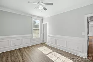411 W Sullivan St, Gastonia, NC 28052 - Photo 13