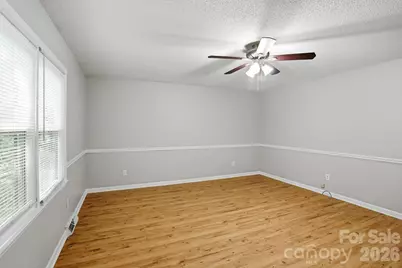 411 W Sullivan Street, Gastonia, NC 28052 - Photo 9