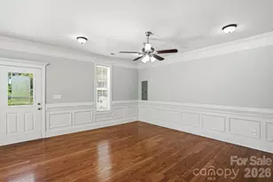 411 W Sullivan St, Gastonia, NC 28052 - Photo 5