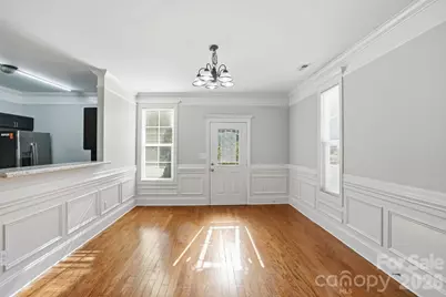 411 W Sullivan Street, Gastonia, NC 28052 - Photo 7
