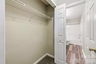 8230 Rudolph Rd, Charlotte, NC 28216 - Photo 29