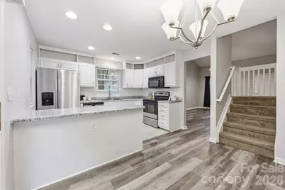 8230 Rudolph Road, Charlotte, NC 28216 - Photo 13