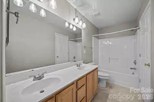 8230 Rudolph Rd, Charlotte, NC 28216 - Photo 7