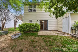 8230 Rudolph Rd, Charlotte, NC 28216 - Photo 33