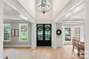 16601 Doves Canyon Ln, Charlotte, NC 28278 - Photo 5