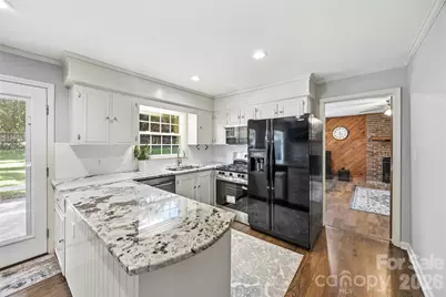 2106 Kings Drive, Gastonia, NC 28056 - Photo 7