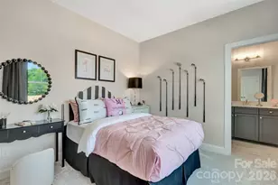 11200 Lochmere Rd, Charlotte, NC 28278 - Photo 25