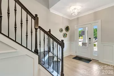 11200 Lochmere Road, Charlotte, NC 28278 - Photo 3