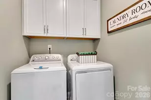 11200 Lochmere Rd, Charlotte, NC 28278 - Photo 23