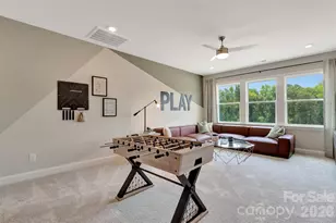 11200 Lochmere Rd, Charlotte, NC 28278 - Photo 21