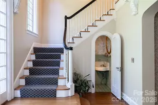 334 Vanderbilt Rd, Biltmore Forest, NC 28803 - Photo 17