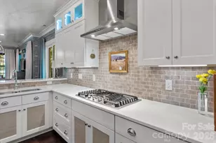 3702 Selwyn Ave, Charlotte, NC 28209 - Photo 9