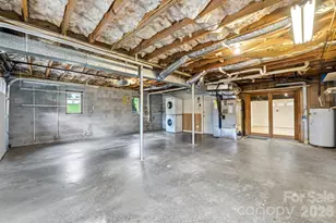 337 Woody Ln, Asheville, NC 28804 - Photo 27