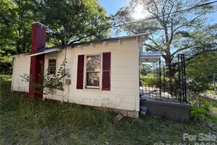 547 S Center St, Spartanburg, SC 29301 - Photo 3