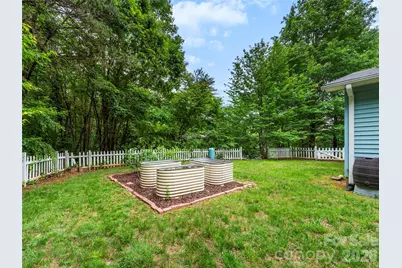39 Rocking Porch Lane, Asheville, NC 28805 - Photo 7