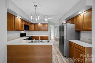 2 Manakiki Ct, Etowah, NC 28729 - Photo 15