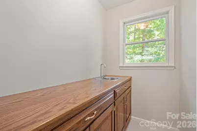 2150 9th Street NW, Hickory, NC 28601 - Photo 17