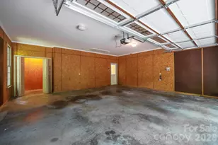 2150 9th St NW, Hickory, NC 28601 - Photo 25