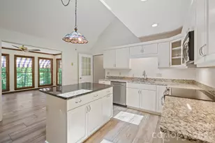 2150 9th St NW, Hickory, NC 28601 - Photo 7