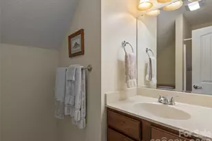 63 Whistlewood Ln, Hendersonville, NC 28739 - Photo 23