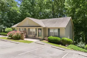 42 Queen Rd, Candler, NC 28715 - Photo 3