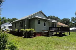 652 Cherry St, Wadesboro, NC 28170 - Photo 3