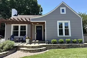 2016 Lombardy Cir, Charlotte, NC 28203 - Photo 1