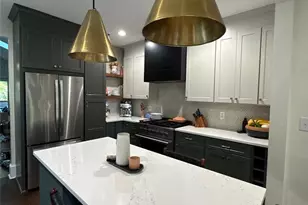 2016 Lombardy Cir, Charlotte, NC 28203 - Photo 5