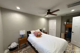 2016 Lombardy Cir, Charlotte, NC 28203 - Photo 25