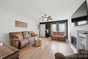 3938 Hemingway Dr NW, Hickory, NC 28601 - Photo 5