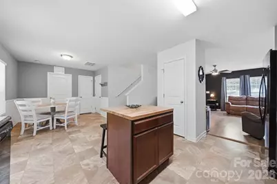 3938 Hemingway Drive NW, Hickory, NC 28601 - Photo 11