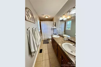 1688 Buffett Circle, Hickory, NC 28602 - Photo 11