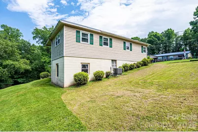 452 Swanson Drive SW, Lenoir, NC 28645 - Photo 19