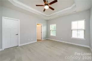 1736 Town Oak Ln, Charlotte, NC 28205 - Photo 9