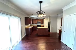 8227 Belmont Stables Dr, Charlotte, NC 28216 - Photo 9