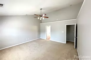 8227 Belmont Stables Dr, Charlotte, NC 28216 - Photo 21