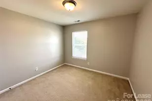8227 Belmont Stables Dr, Charlotte, NC 28216 - Photo 35