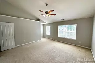 8227 Belmont Stables Dr, Charlotte, NC 28216 - Photo 19