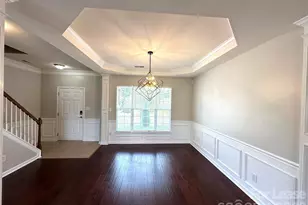 8227 Belmont Stables Dr, Charlotte, NC 28216 - Photo 5