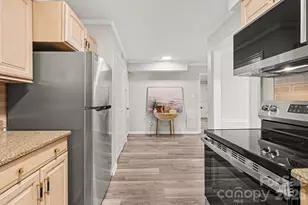 2235 Rexford Rd, Charlotte, NC 28211 - Photo 9